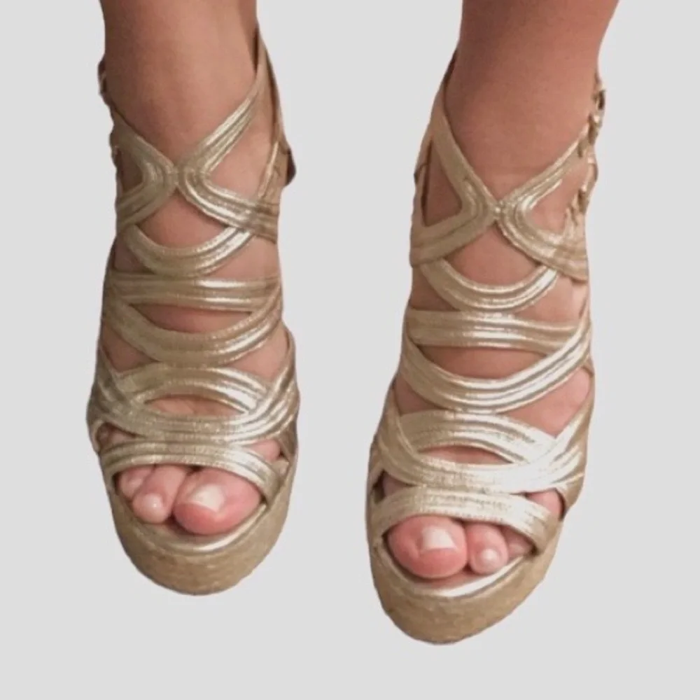 JOAN & DAVID METALLIC GOLD LEATHER STRAP ESPADRILLE WEDGE SANDALS
